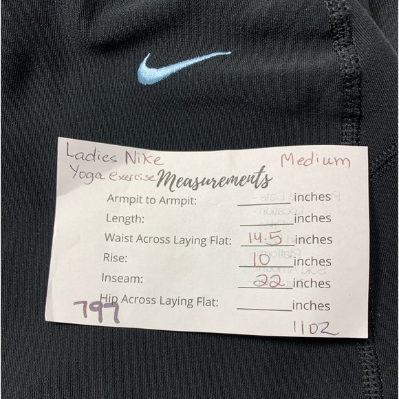 Nike Dry Fit Cropped exercise pants -Medium - Picture 11 of 11